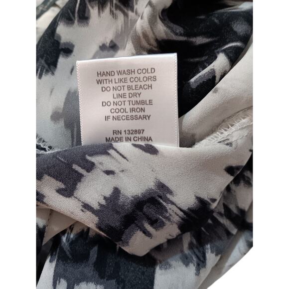 ROSE & OLIVE Long Tunic Top Blouse 1X Artsy Career Office Special Event V-Neck‎ - Picture 7 of 10